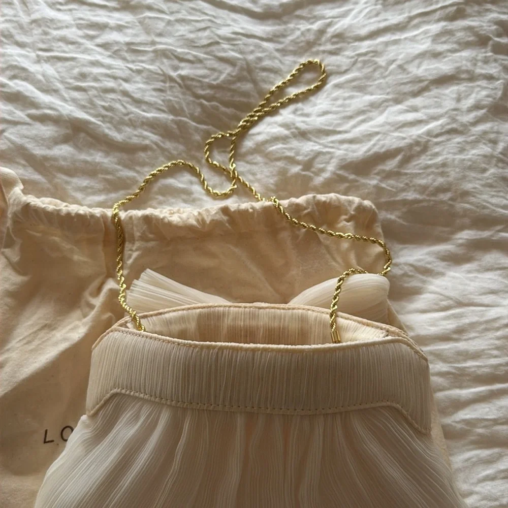 Rayne Pearl Bow Clutch
